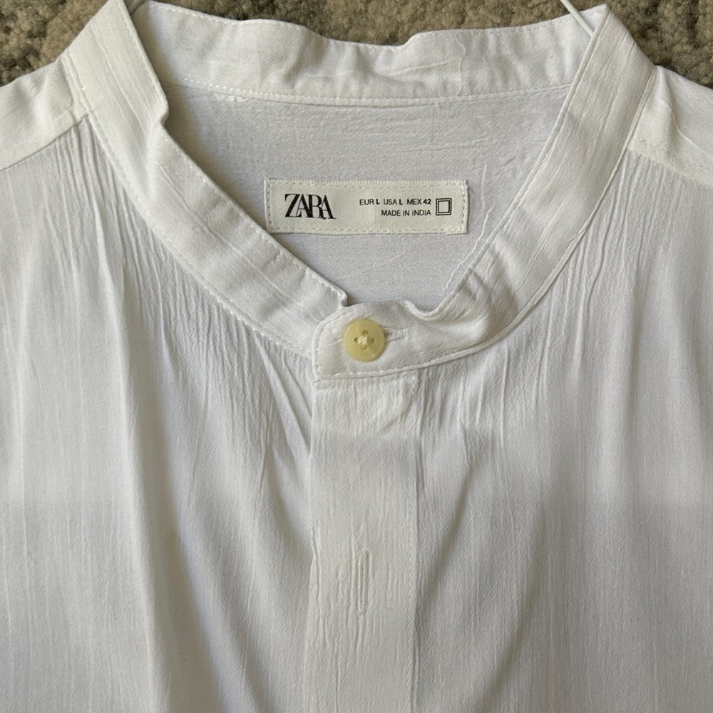 Zara Men's White Button-Down Shirt - Picture 3 of 3